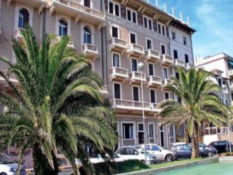 Hotel Marchionni Dal 1923 Viareggio Exterior photo
