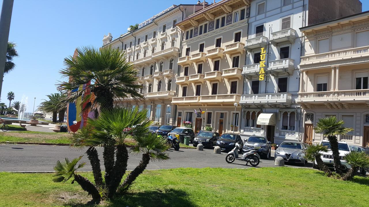 Hotel Marchionni Dal 1923 Viareggio Exterior photo